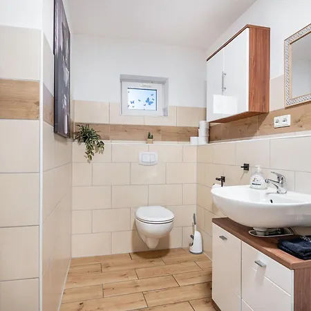 Zum Waldblick アパート *